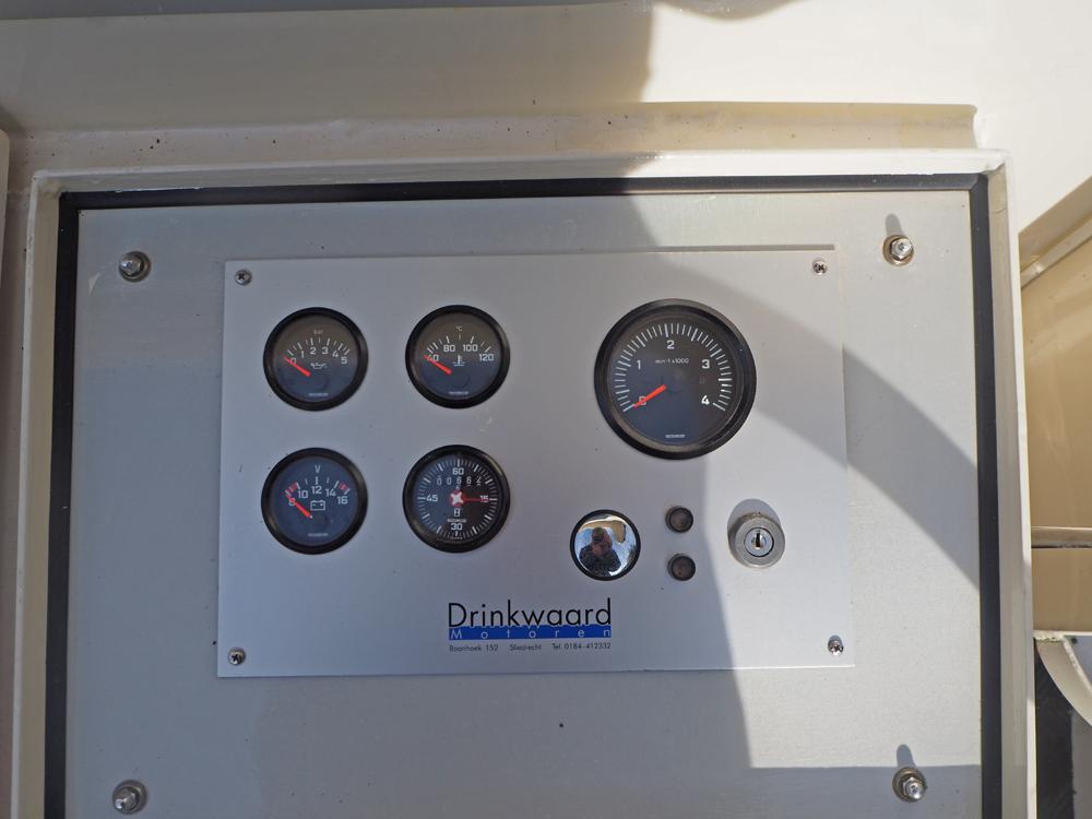  Motor